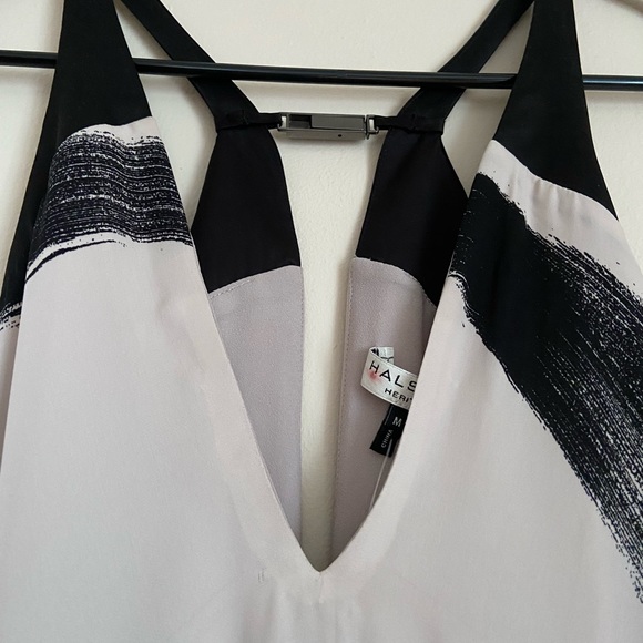 HALSTON DRESS💃🏼 - Picture 3 of 9